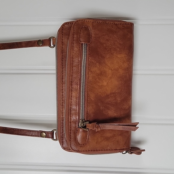 3 For $12 Bundle To Save NWOT Crossbody Clutch - Picture 1 of 7